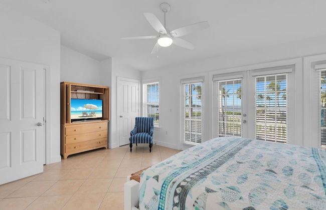 Waterfront Luxury Villa With Spectacular Sunset Views And Boat Slip 3 Bedroom Townhouse by RedAwning - Foto 7