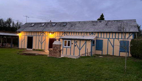 Venez respirer l'air de la Campagne a 70 km de de l'Océan, Villers sur Mers , Deauville ..... Maison de 100 m² ,sur une parcelle de 2000 m² 3 chambres toutes refaites , 2 salles d'eau , 2 toilettes , cuisine équipées . tous refait a neuf - Foto 4