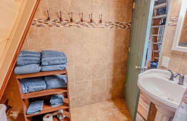 Lake Life, Hocking Hills, Hot Tub, Fireplace, Pond - Foto 20