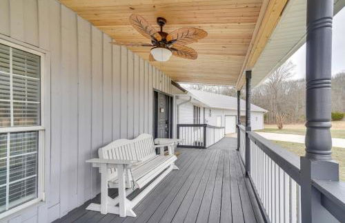 Deer Lake Lodge on 700 Wooded Acres in Dayton! - Foto 34