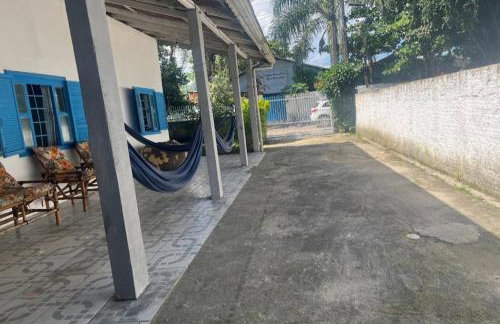 casa de praia em Itapoá SC a uma quadra da praia - Foto 16