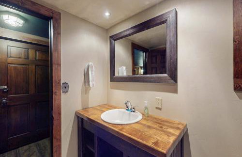 Pioneer Ridge Main House - Photo 45