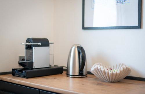 BLU APARTMENT -modern interior design in city centre- close to HBF & Uni - Foto 21