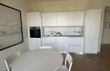 Milano Panorama Home - Luminous with private Garage - Foto 17