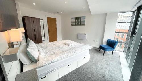 The Works-Fresh 2bed in centre, opposite Arndale. - Foto 4, wardrobe