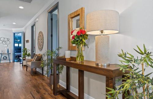 Boutique Luxury Home, Private Pool Close to Disney REU101 - Foto 7