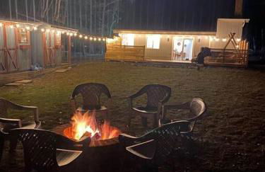 Modern Home near Lake w HotTub, Game Room, Fireplace - Foto 56