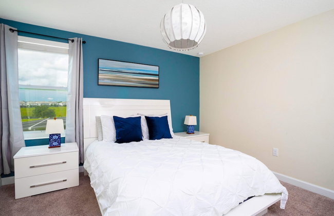 Stunning 9 Bd Single Family w/ Pool @ Champions Gate 1508 - Photo 25