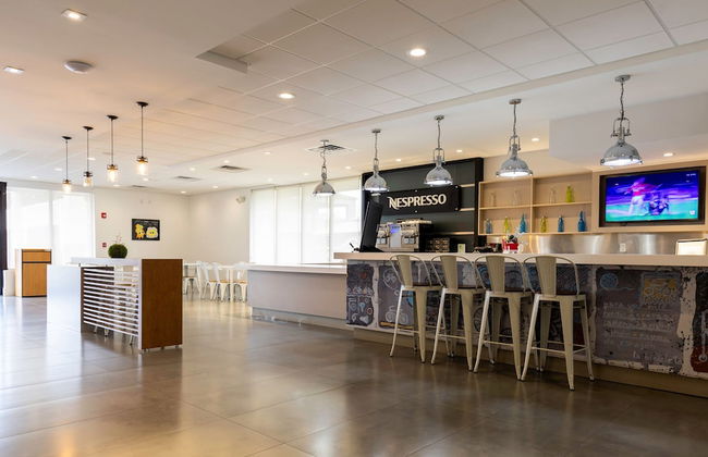 Entire Studio With Free Shuttle to Disney - Foto 44