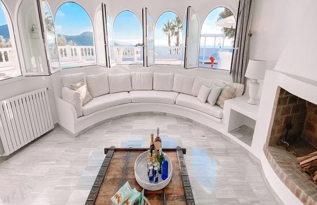 Premium Villa With Private Pool - Photo 10