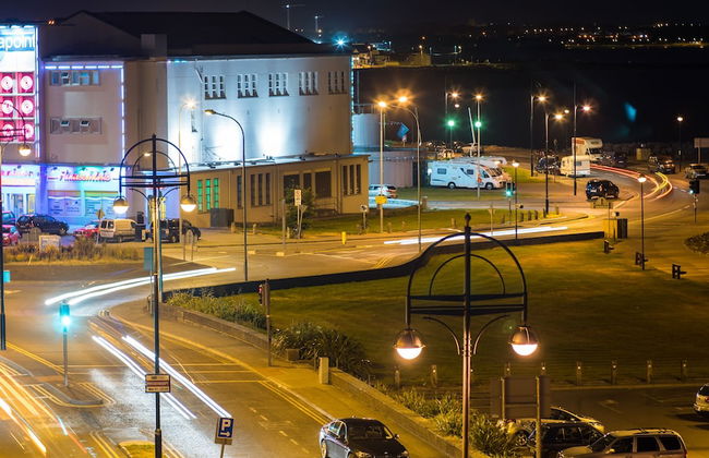 Galway Bay Sea View Apartments - Photo 67