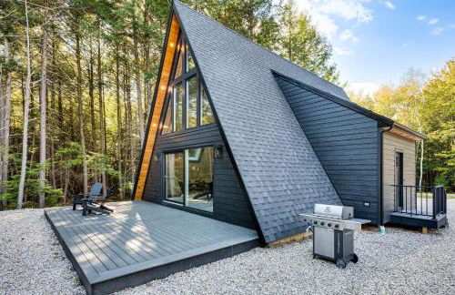 Hike, Ski and Explore Serene Danbury Cabin with Sauna - Foto 26