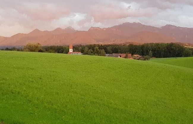 Mountain View Comfortable Holiday Residence - Photo 9