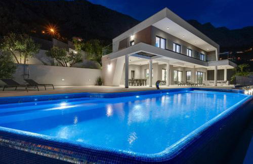 Luxurious Villa ADA; hot tub, sauna, gym, pool - Foto 44