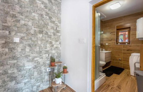 Amazing Home In Perusic With Sauna - Foto 34