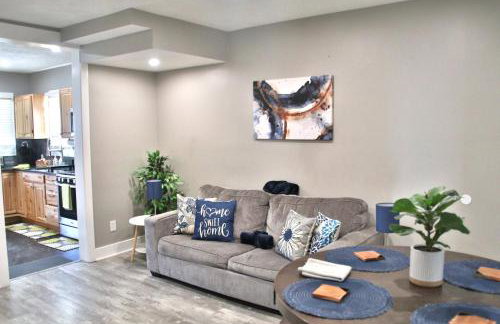 Updated Lakewood Retreat! - Foto 5