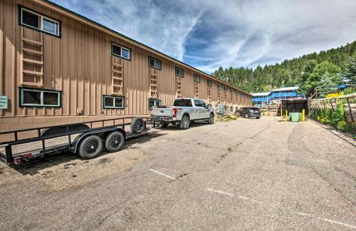 Main St Red River Ski Condo with Mountain View! - Foto 33