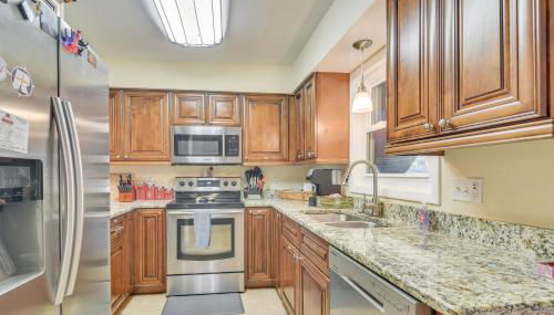 Pet-Friendly Tampa Bay Getaway Walk to the Water! - Foto 3