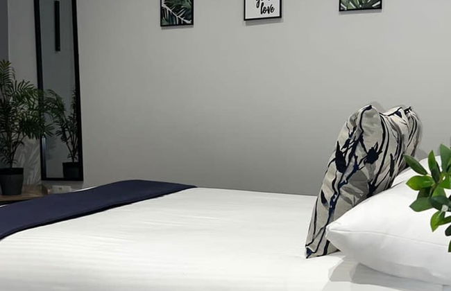 The Gathering On The Rows - City Centre - Photo 5