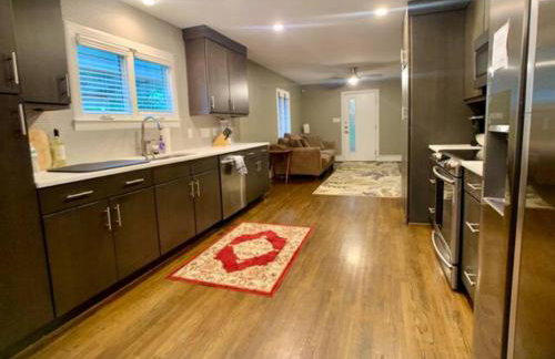 2 Bed Stay with Updated Bath and Kitchen - Foto 34