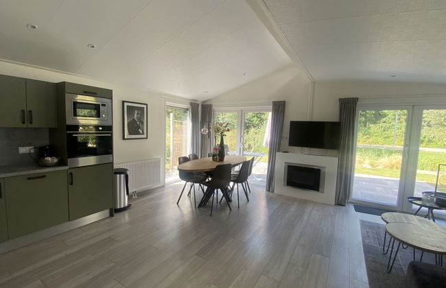 3 bedroom House in Biddinghuizen with swimming pool and terrace - Photo 15