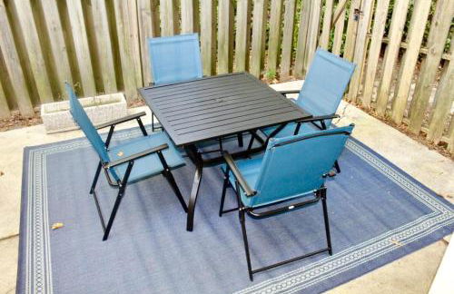 Cheerful 2 bedroom townhouse with indoor fireplace - Foto 4