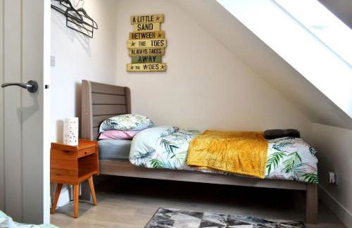 Breathtaking High Street Townhouse With Stunning Sea Views at 'The Old Fishermans Townhouse' - Foto 32