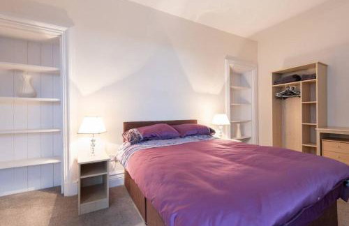 CASTLEBANK HOUSE FLATS, DINGWALL - Photo 37