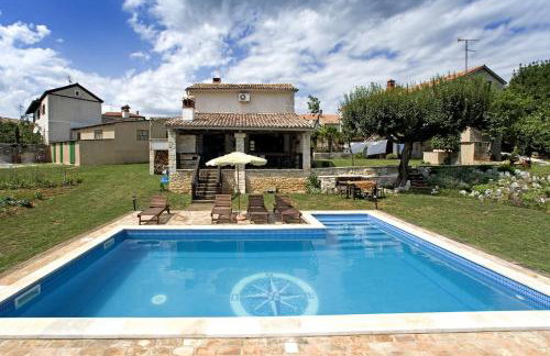 Family friendly house with a swimming pool Sveti Petar u Sumi, Central Istria - Sredisnja Istra - 7092 - Foto 1