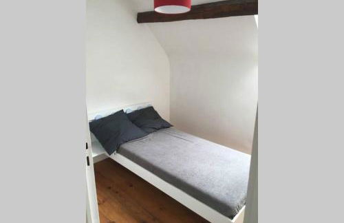 Maison de ville dans une citée médiévale - Photo 12