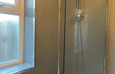 Howe - Newly refurbished 2 bedroom flat Free Parking - Foto 18