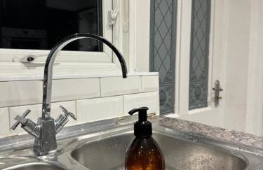 Modern 3 BR Bham HS2 Netflix Free Parking WIFI - Foto 35