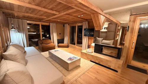 Before making a request, please read my host profile at the bottom of the page # Chalet Pinar - ski-in I ski-out with terrace - Foto 3