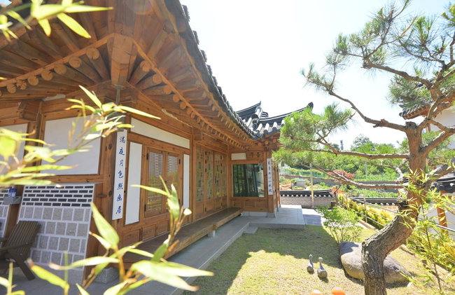 Donghae Hanok Donganjae - Foto 14
