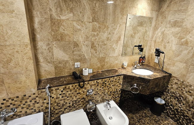 Tulip Creek Hotel Apartments - Photo 62