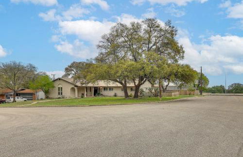 Charming San Antonio Abode about 10 Mi to River Walk! - Foto 33