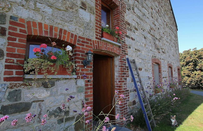 Former Farmhouse in Adorned Village - Foto 33