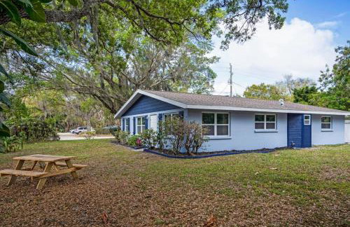 Pool home with large fenced yard - Foto 38