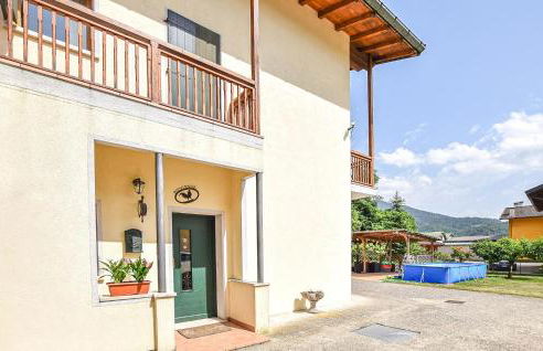 2 Bedroom Amazing Home In Sovramonte - Foto 13