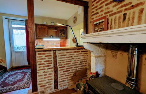 Charmant gîte avec terrasse, poêle à bois et parking privé près de la Creuse et d'Argenton-sur-Creuse - FR-1-591-564 - Foto 15