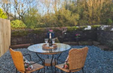 The Nest by Blake view holidays, a peaceful boutique retreat, 3 miles from Ennerdale- small twin or king bed available - Foto 1