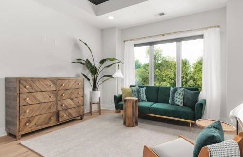 Huge Rooftop Patio at this Stunning Spacious House - Foto 23