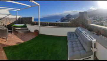 Apartamento con Vistas al mar y jacuzzi privado - Foto 2