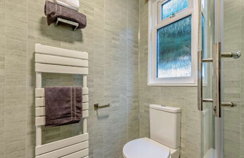 2 Bed in Llwyncelyn 94044 - Photo 14