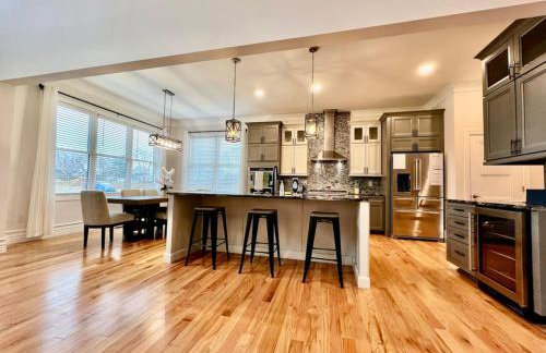 NEW, big, beautiful, Executive Home Liberty Twp - Foto 28