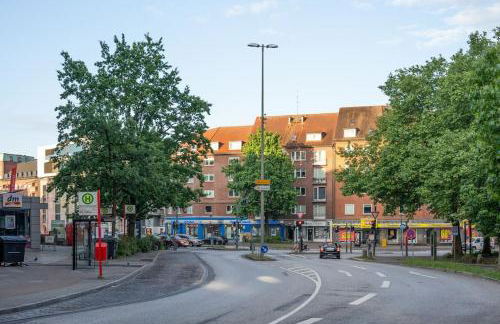 HH 03 by ROCKCHAIR - SUPERHOST Status - Modernes Apartment mit sonnigem Balkon & premium Boxspringbetten in Winterhude - Hamburg Top Geheimtipp - Foto 42