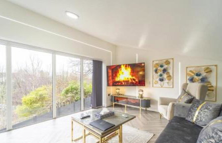 New Modern Stylish Villa Near City Centre Birmingham, with outdoor Hot Tub - Foto 10
