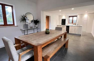 Oak Barn-ideal for Nec,Hs2,BHX,family gatherings - Foto 25