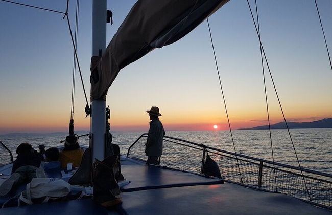 Cruzeiro ao pôr do sol em Mykonos com bebidas - Foto 5