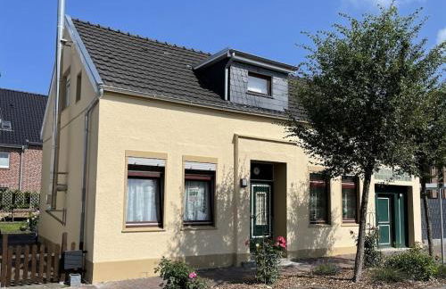 Holiday home in Varel with swimming pool - Foto 20